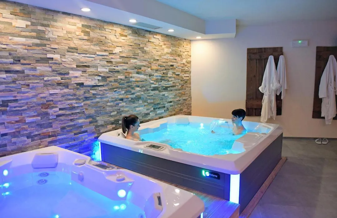 Alp Hotel Dolomiti-1